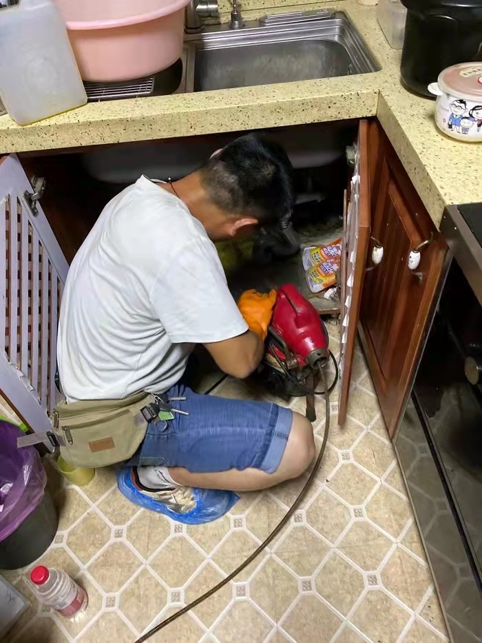 碌曲通下水道
